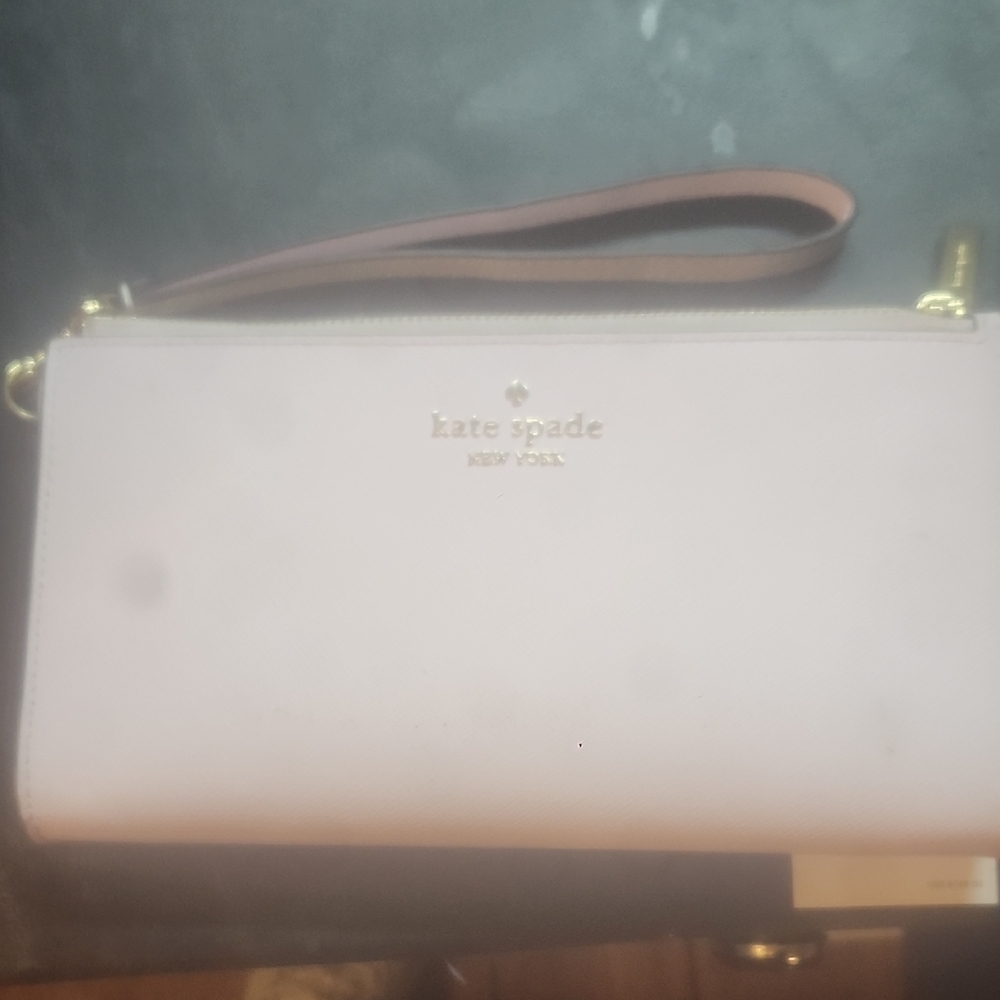 Kate Spade Light Pink Wristlet Clutch